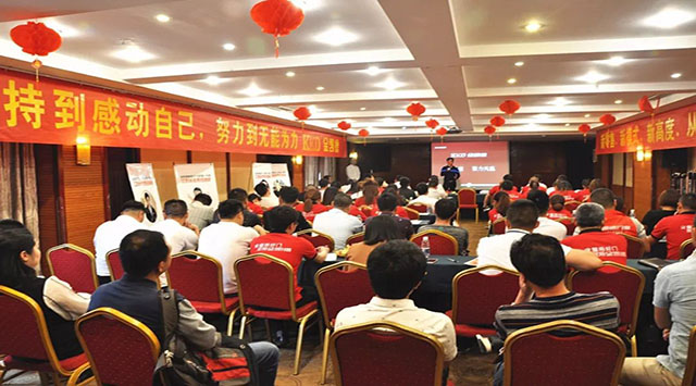 金凯德江西这场品牌峰会有点不一样 优秀经销商的经验分享效果杠杠的！