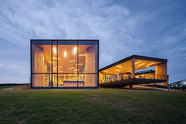 品质、服务和品牌，铝合金门窗企业需要逐步推进